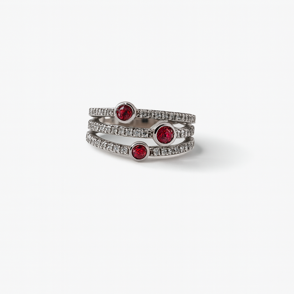White gold and diamond ring with ruby stones. 18k 