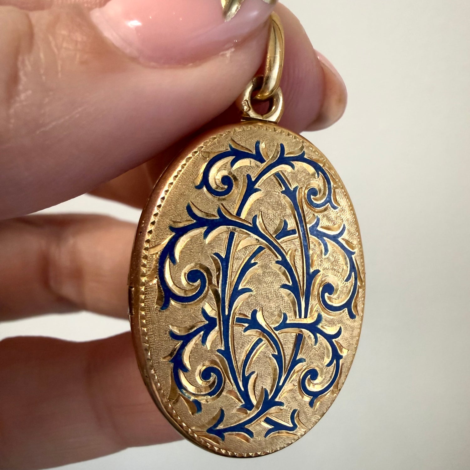 18K Gold Blue Enamel Scroll Locket Pendant