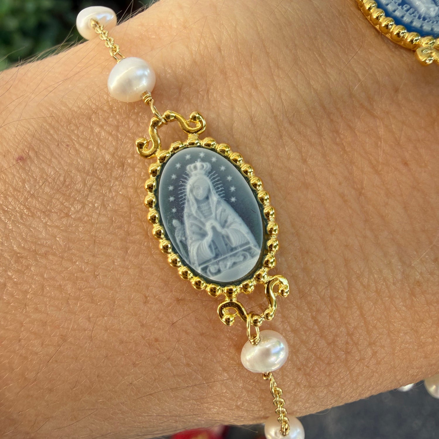 Virgencita Alta Gracia Bracelet with Pearls & Agate