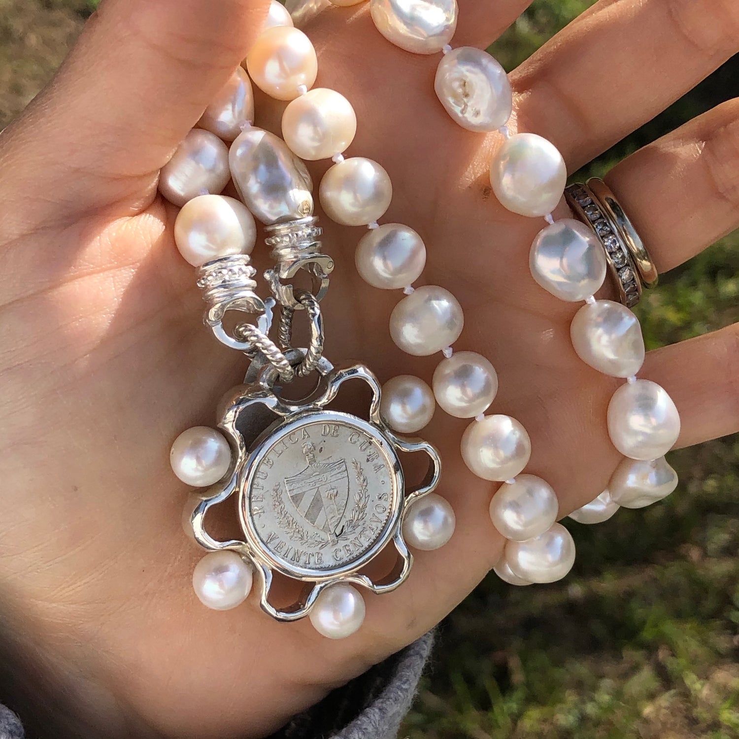 Ribbons Cuban Crest Pendant